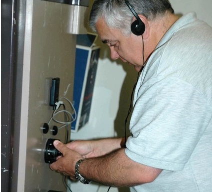 Dennis-Security-Locksmith-Shop-dummy